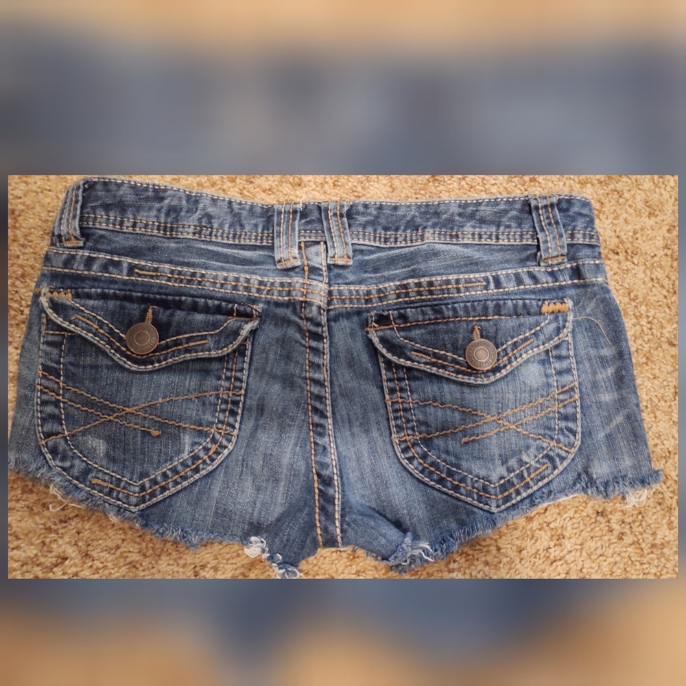 Aeropostale cut-off Shorts